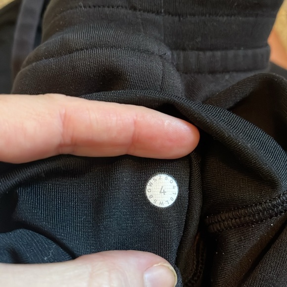 Lululemon City Sleek Jogger Sweatpants 4‎ - Picture 4 of 4